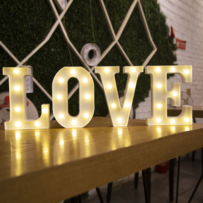 Luxury Lifestyle Items - Luces LED con letras del alfabeto